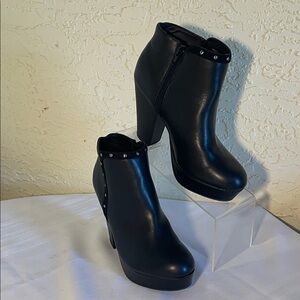 CHUNKY HEEL STUDDED Platform ANKLE BOOTS Womens 7.5 Vivian Report Faux Leather